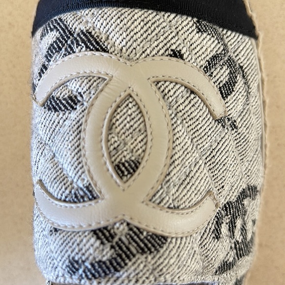 BRAND NEW Size 7 CHANEL Espadrilles in Taupe, Grey and Black - Picture 9 of 11